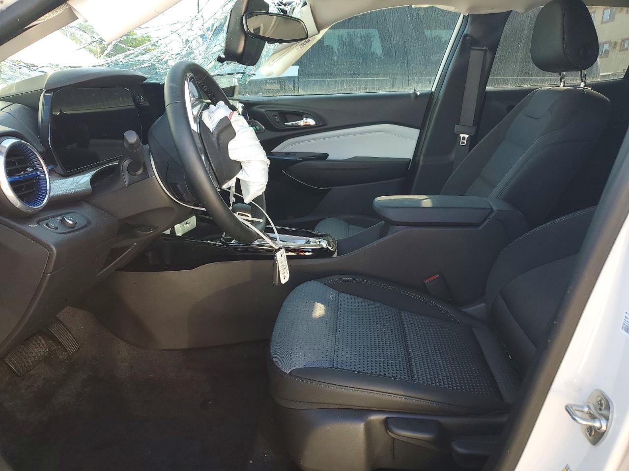 2025 Chevrolet Trax 1Lt - Image 7