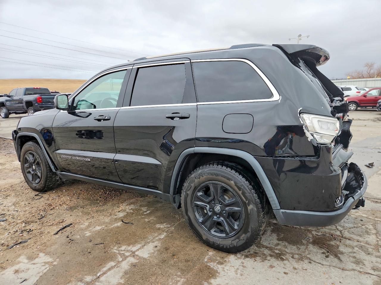 2017 Jeep Grand Cherokee Laredo - Фото 2