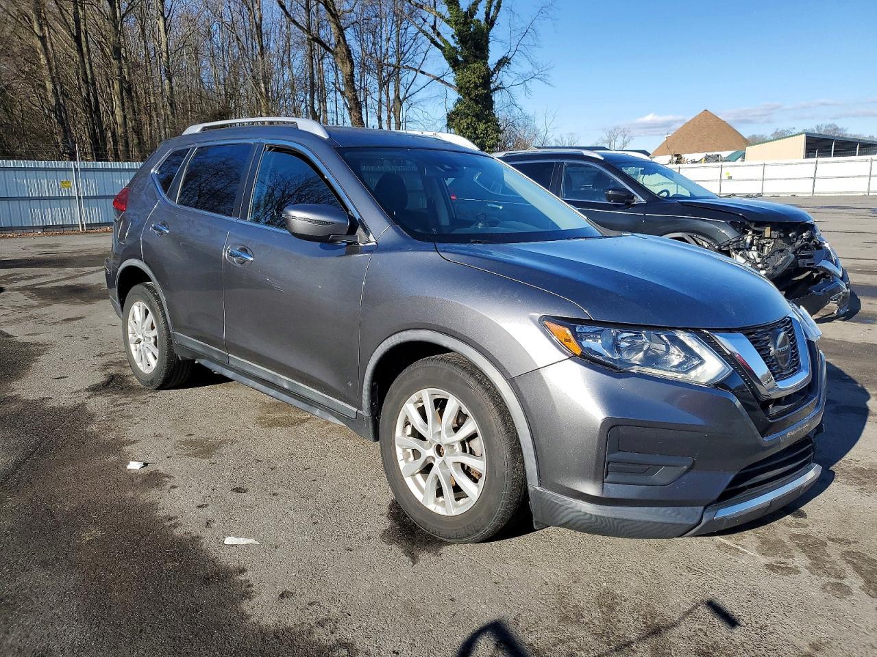 2020 Nissan Rogue S - Фото 4