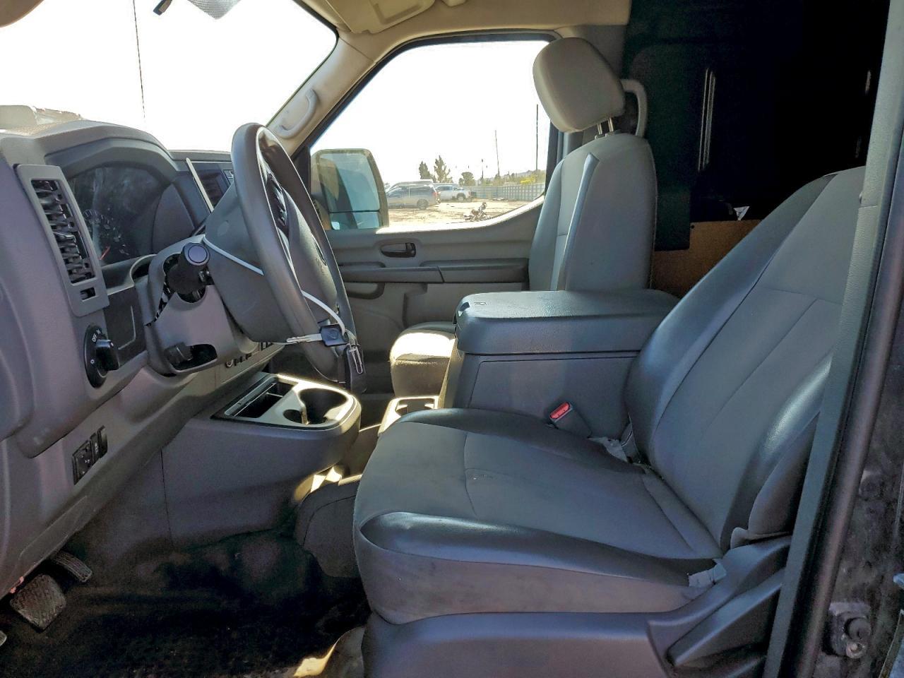 2020 Nissan Nv 2500 S - Image 7