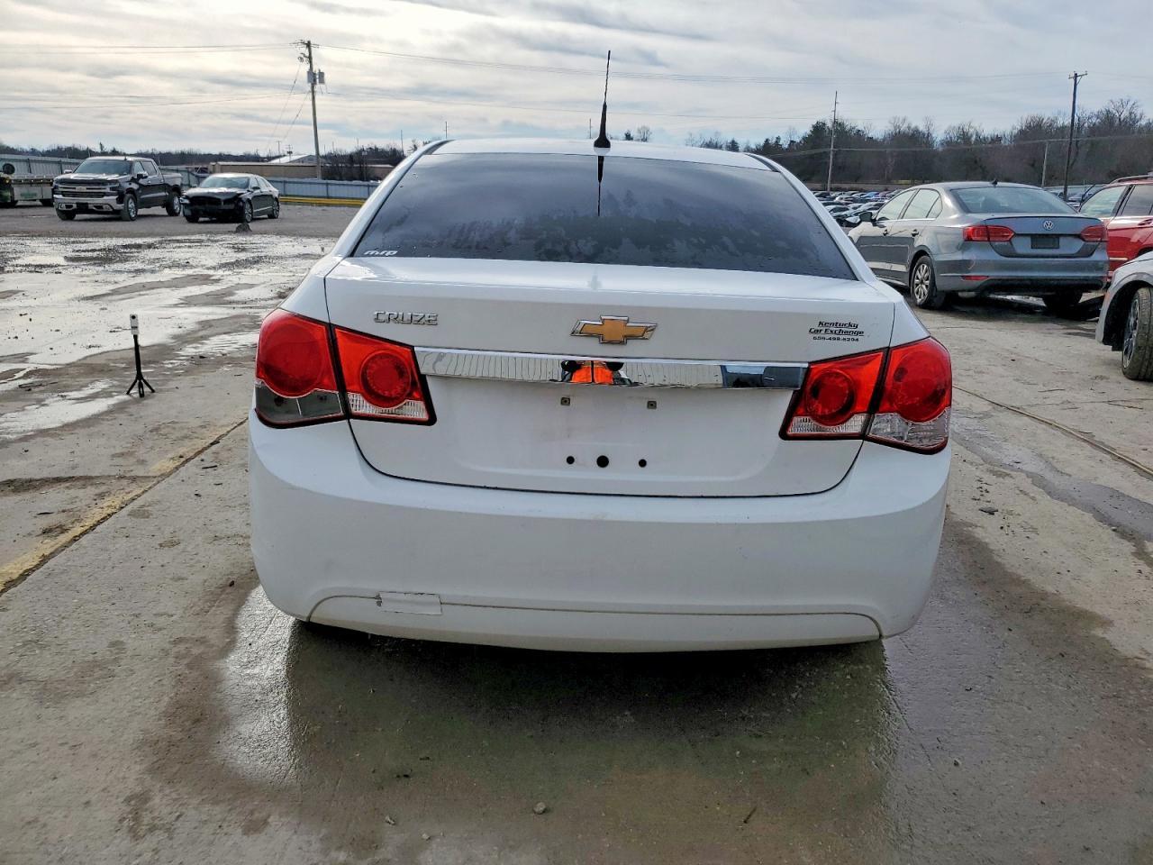 2014 Chevrolet Cruze Ls - Image 6