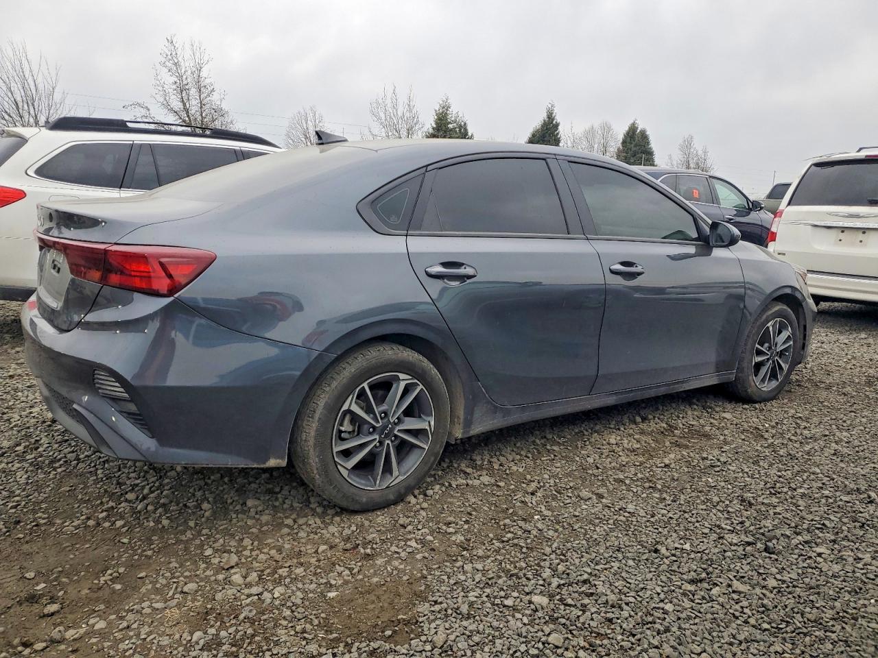 2024 Kia Forte Lx - Фото 3