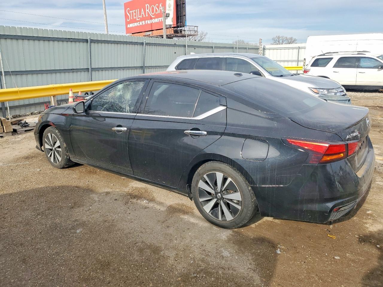 2019 Niss Altima Sl - Фото 2