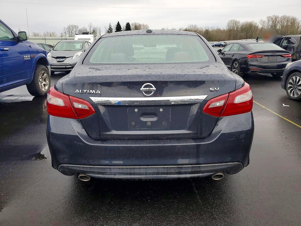 2018 Nissan Altima 2.5 - Image 6