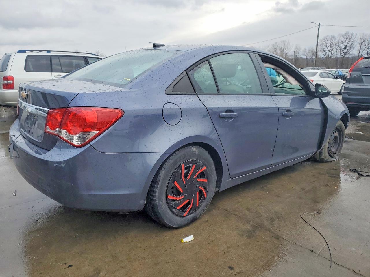 2014 Chevrolet Cruze Ls - Image 3