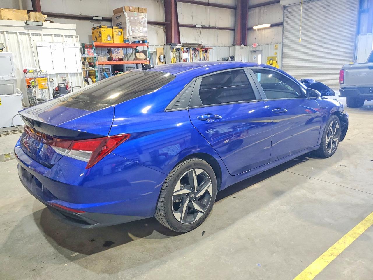 2023 Hyundai Elantra Sel - Фото 3