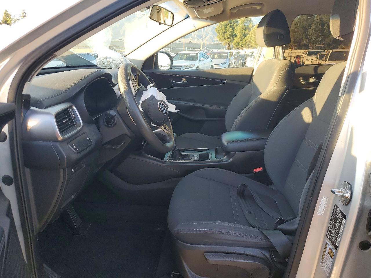 2019 Kia Sorento L - Фото 7