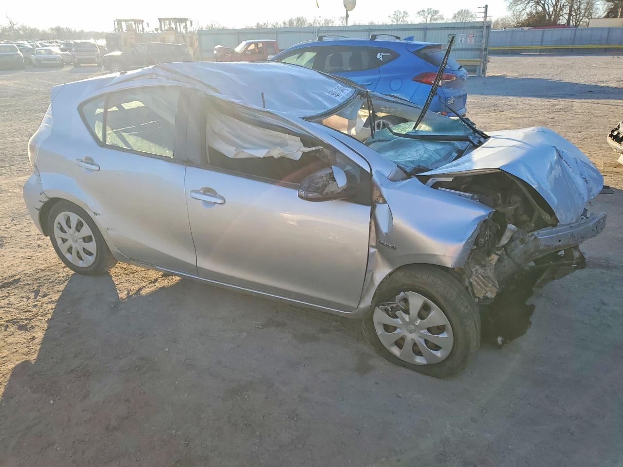 2013 Toyota Prius C - Фото 4