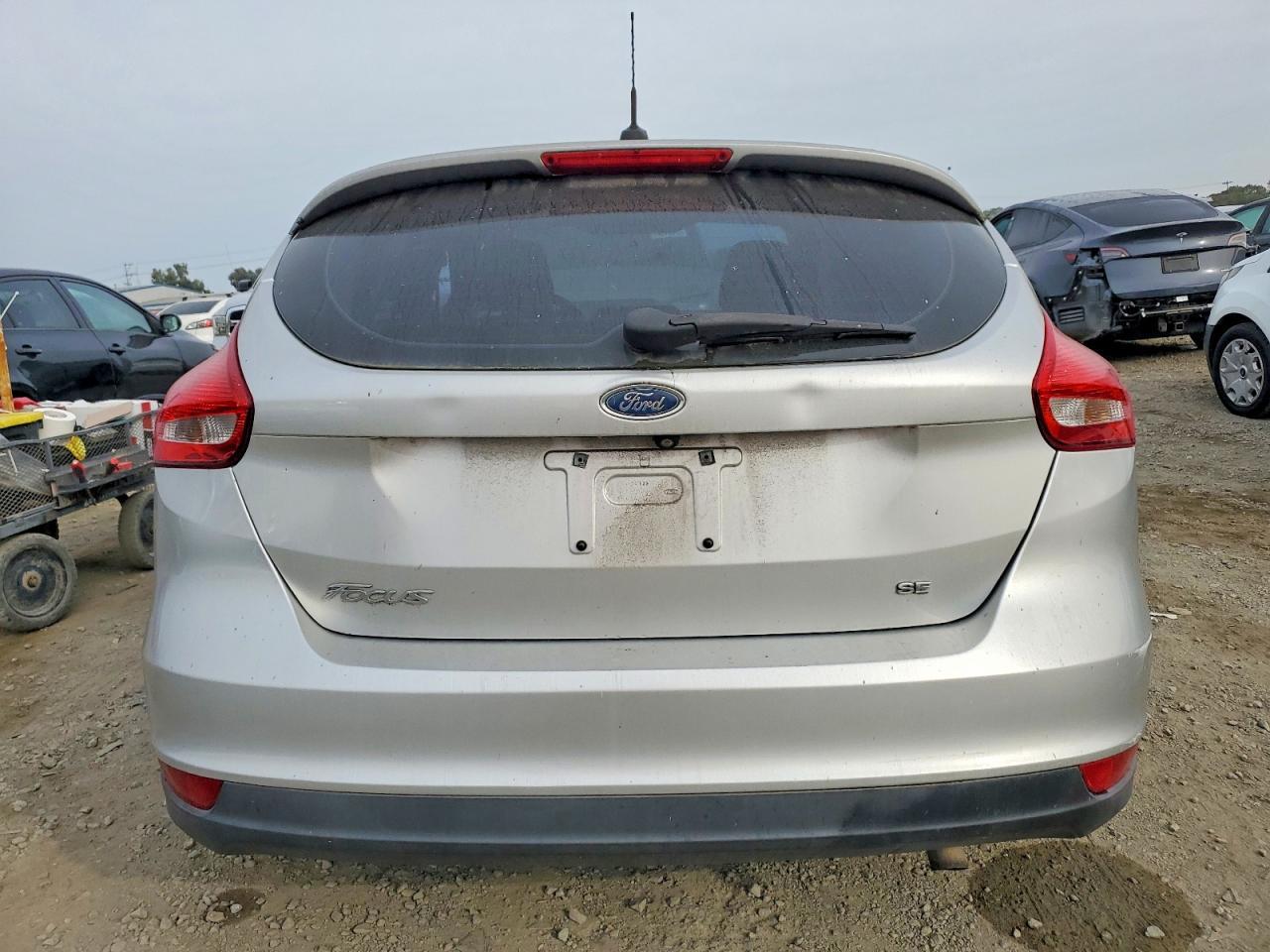 2015 Ford Focus Se - Фото 6