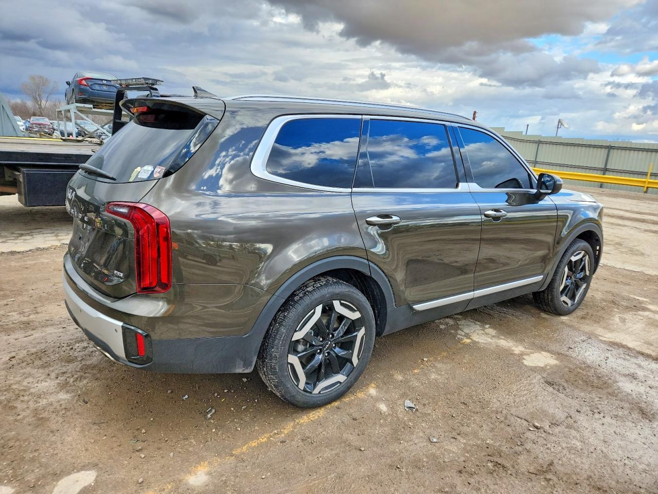 2024 Kia Telluride S - Фото 3