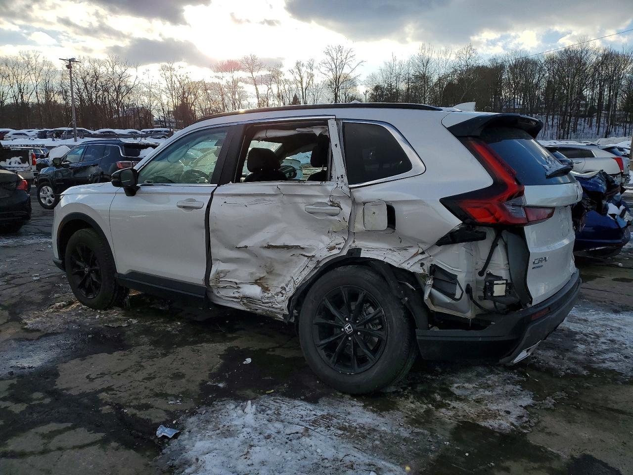 2024 Honda Cr-V Sport-L - Image 2