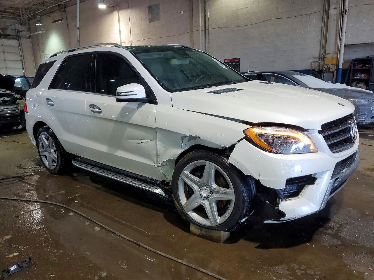 2015 Mercedes-Benz Ml 400 4Matic - Фото 4