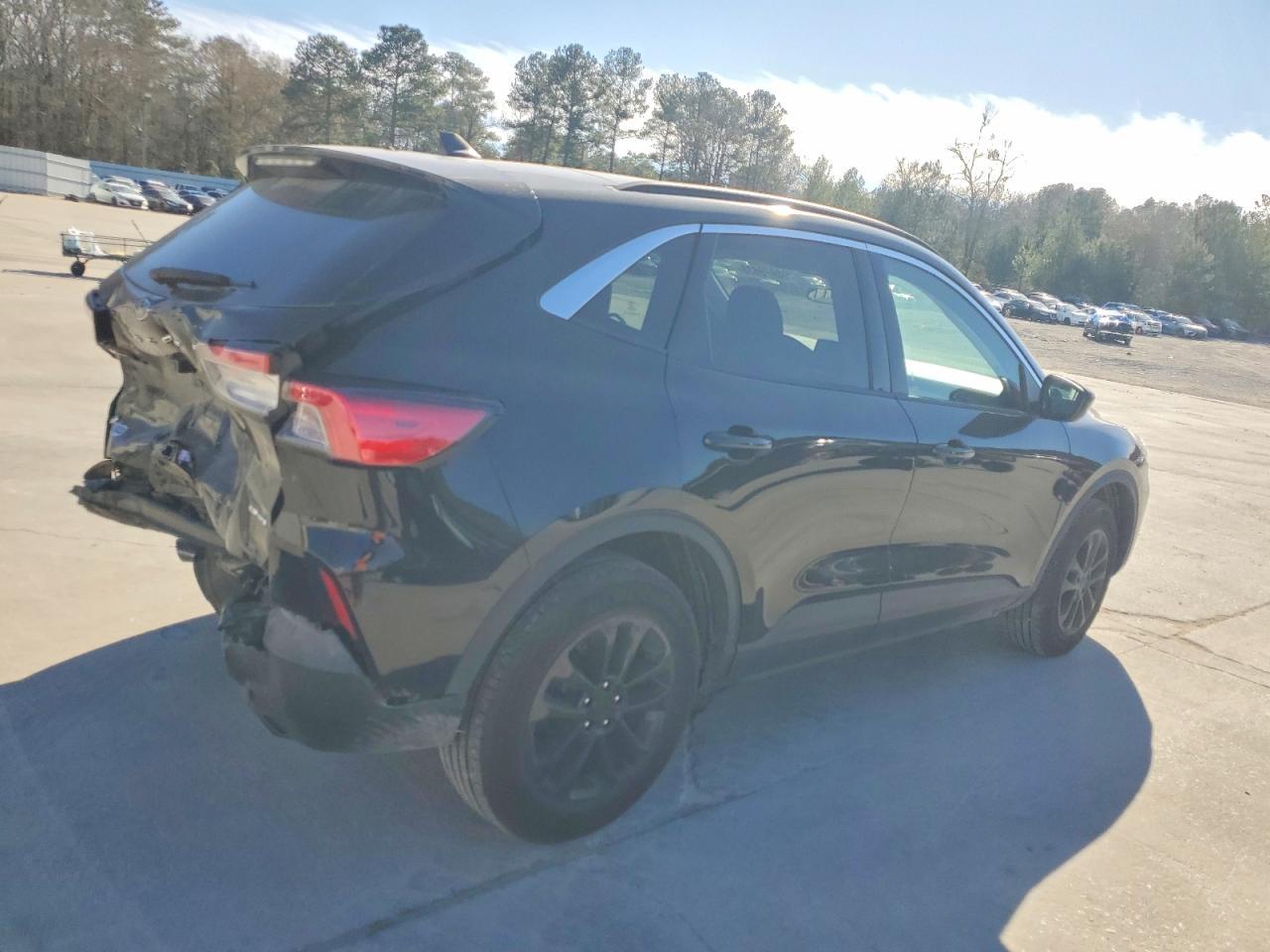 2022 Ford Escape Se - Фото 3