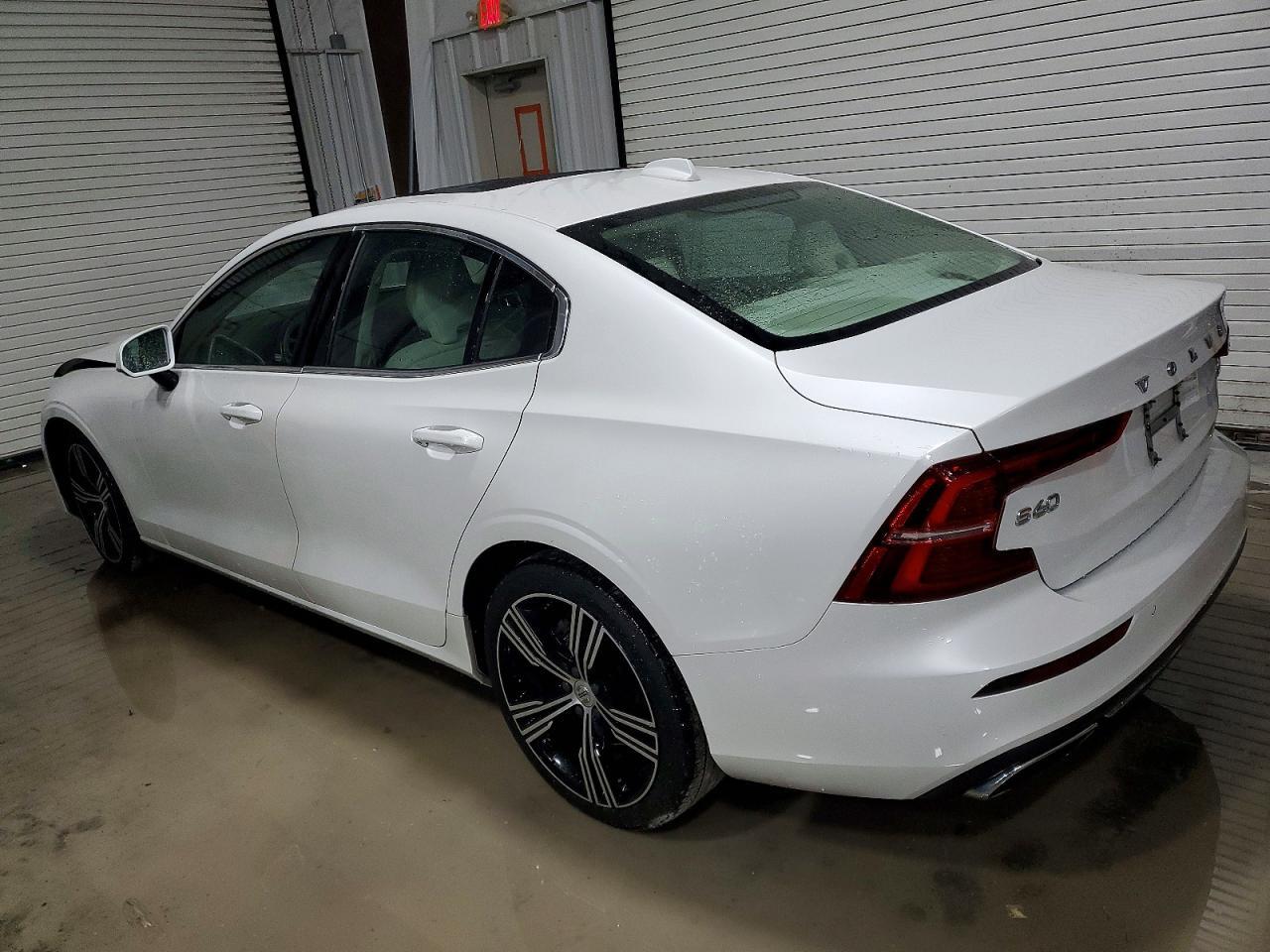 2020 Volvo S60 T5 Inscription - Image 2