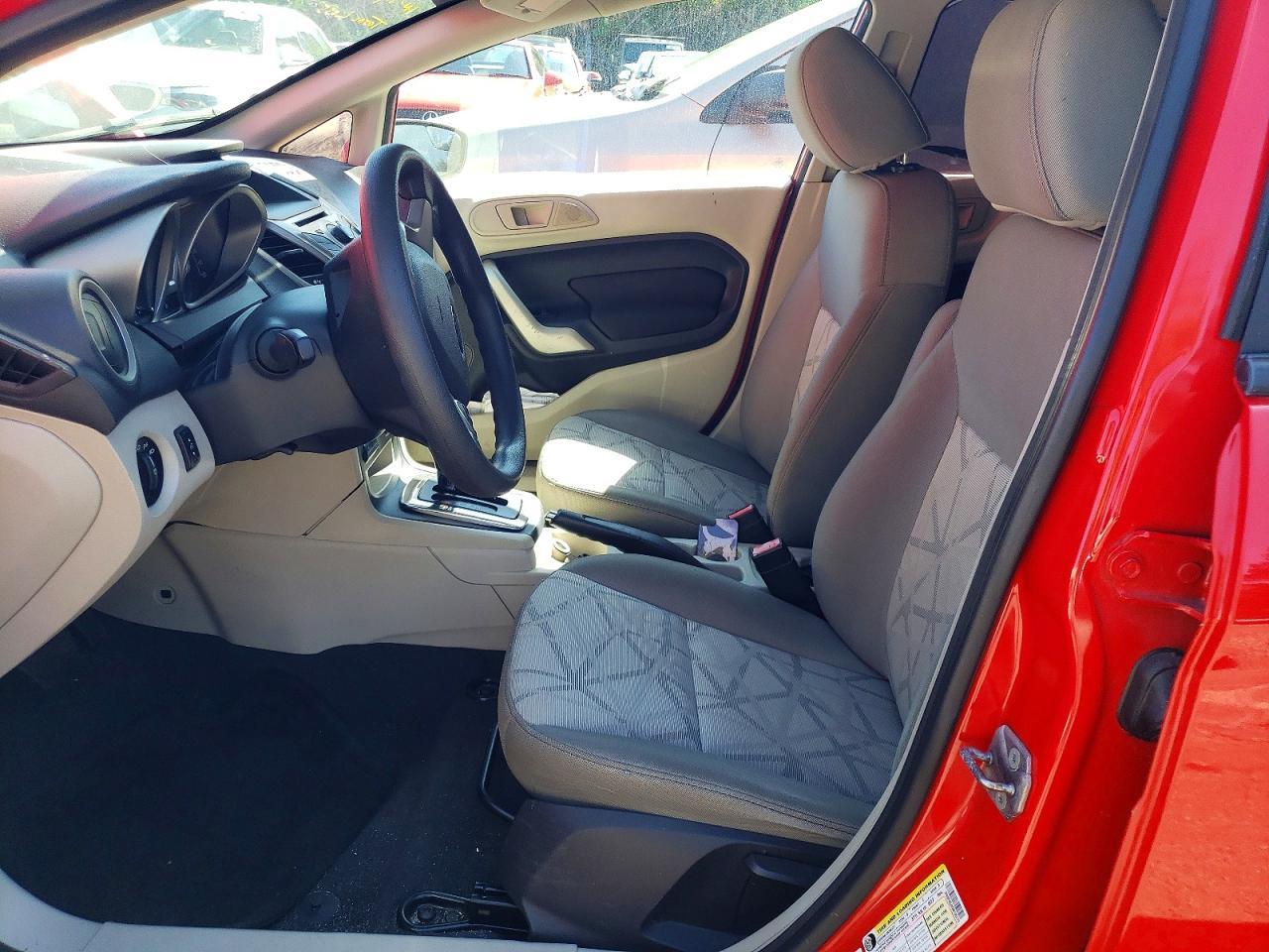 2013 Ford Fiesta Se - Image 7