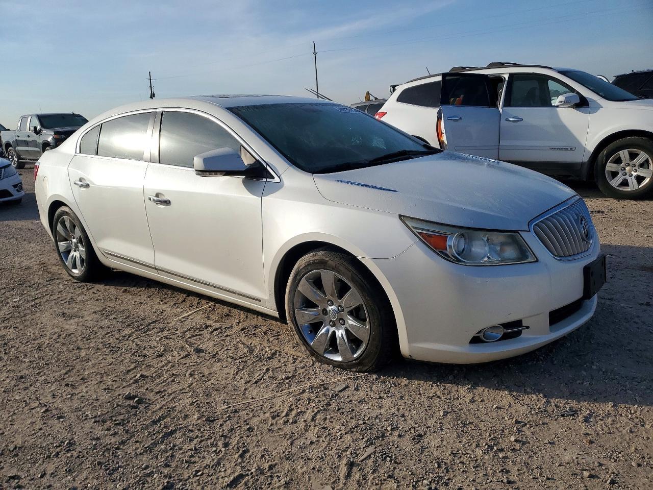 2010 Buick Lacrosse - Фото 4