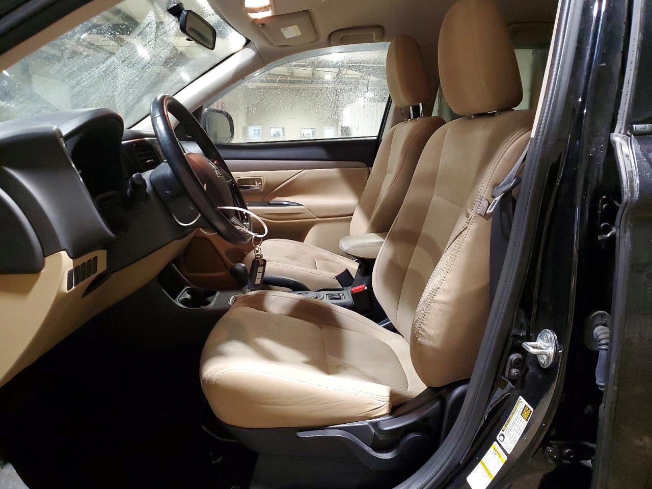 2016 Mitsubishi Outlander Se - Фото 7