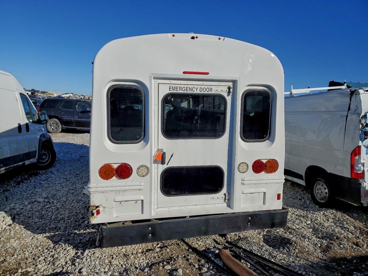 2014 Chevrolet Express G3500 Shuttle Bus - Фото 6