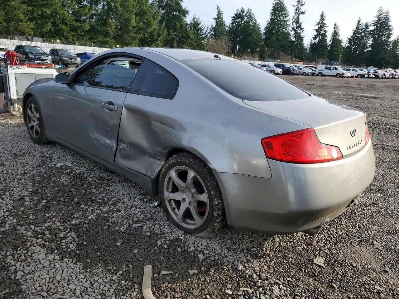 2004 Infiniti G35 - Image 2