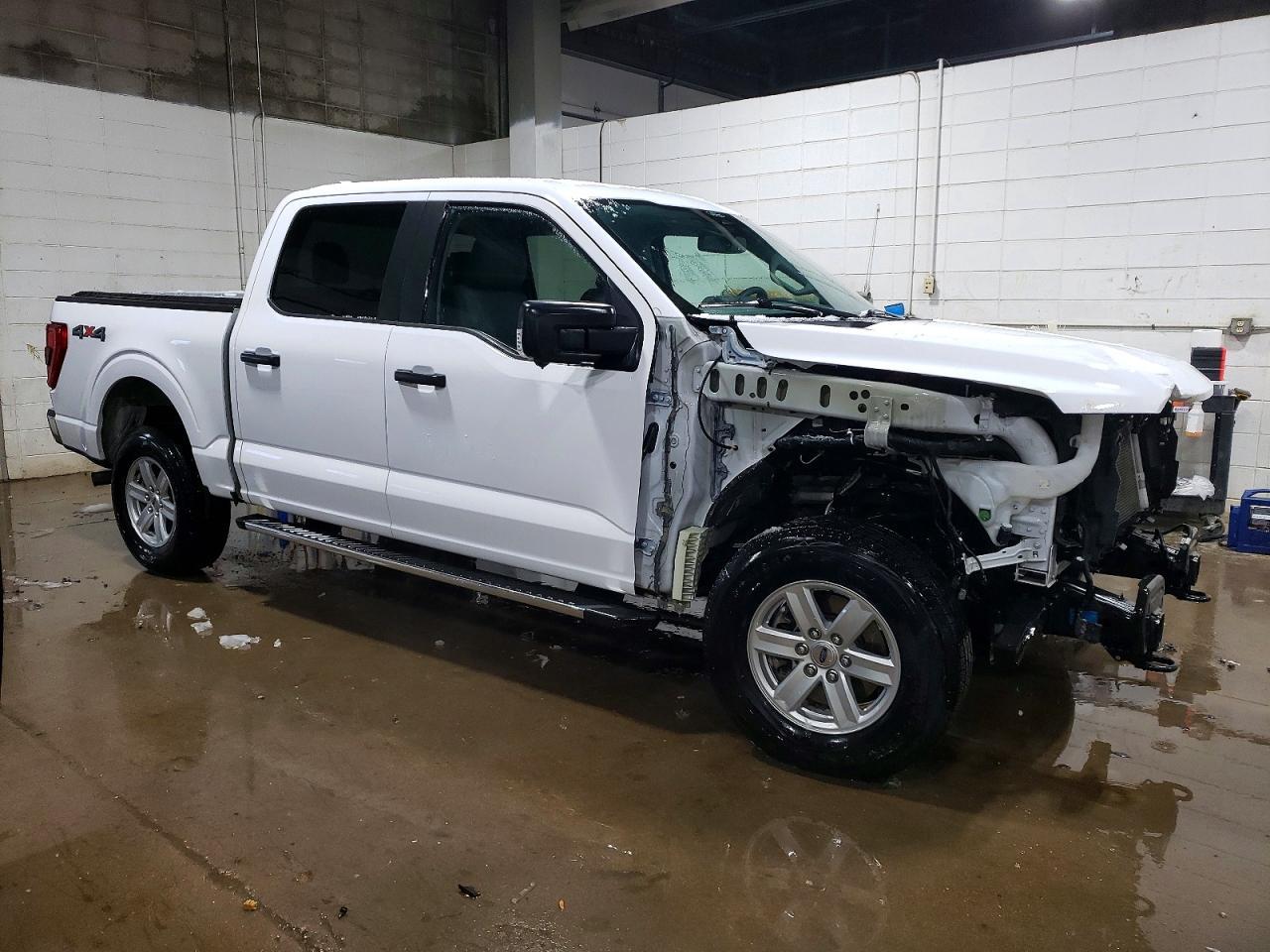 2022 Ford F150 Supercrew - Image 4