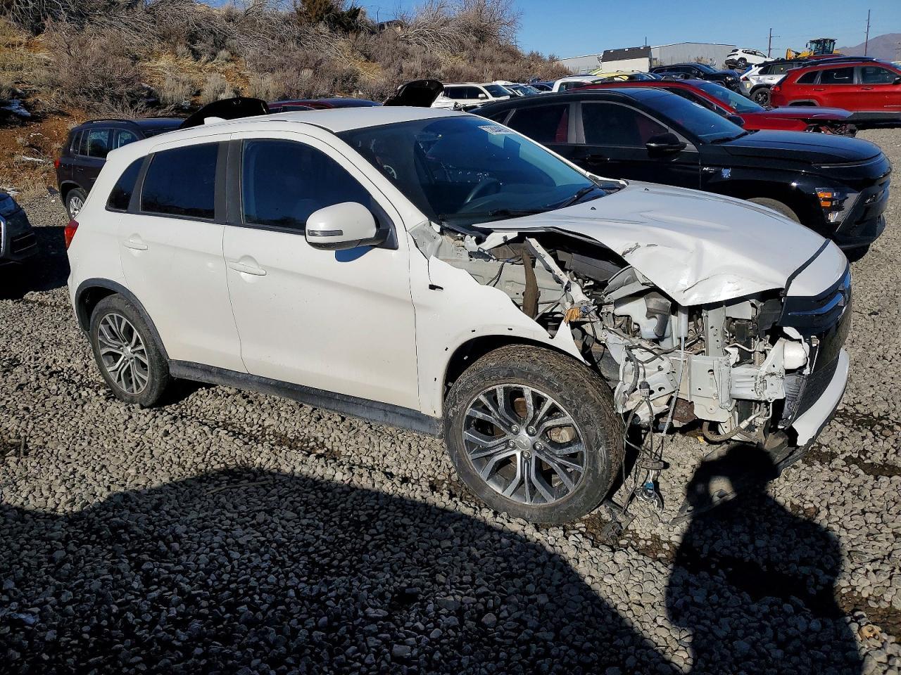 2019 Mitsubishi Outlander Sport Es - Image 4