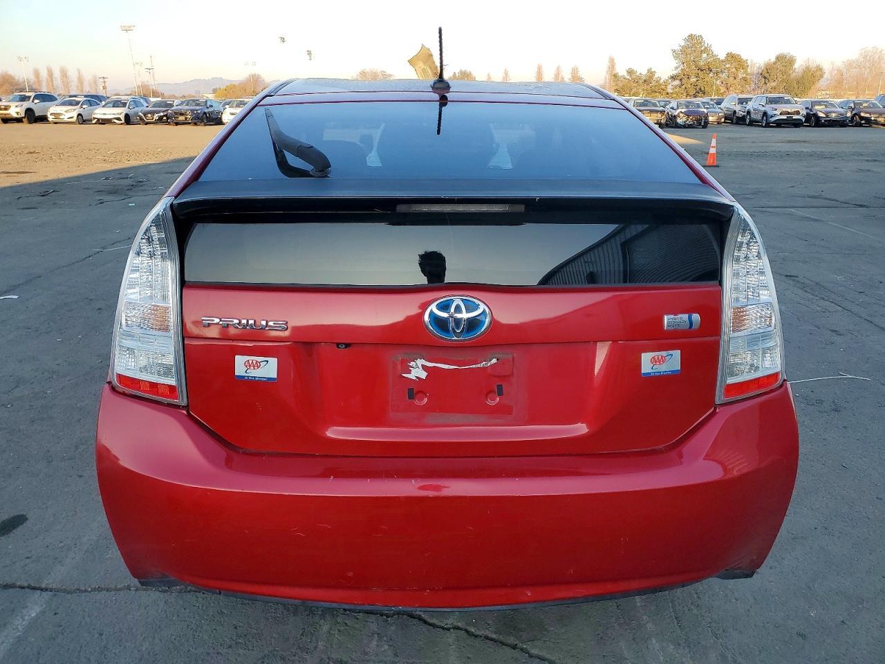2010 Toyota Prius Iii - Фото 6