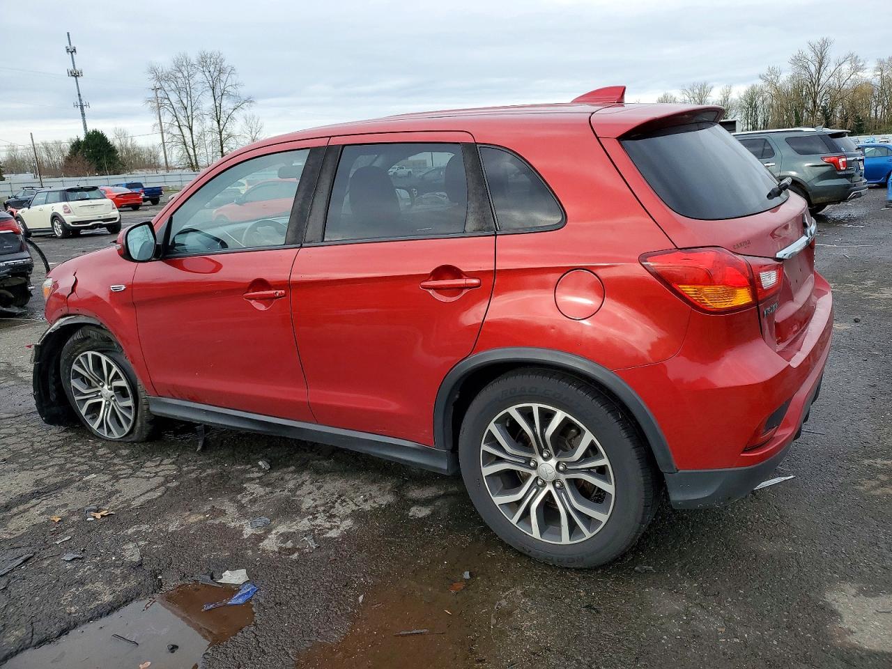 2018 Mitsubishi Outlander Sport Es - Image 2