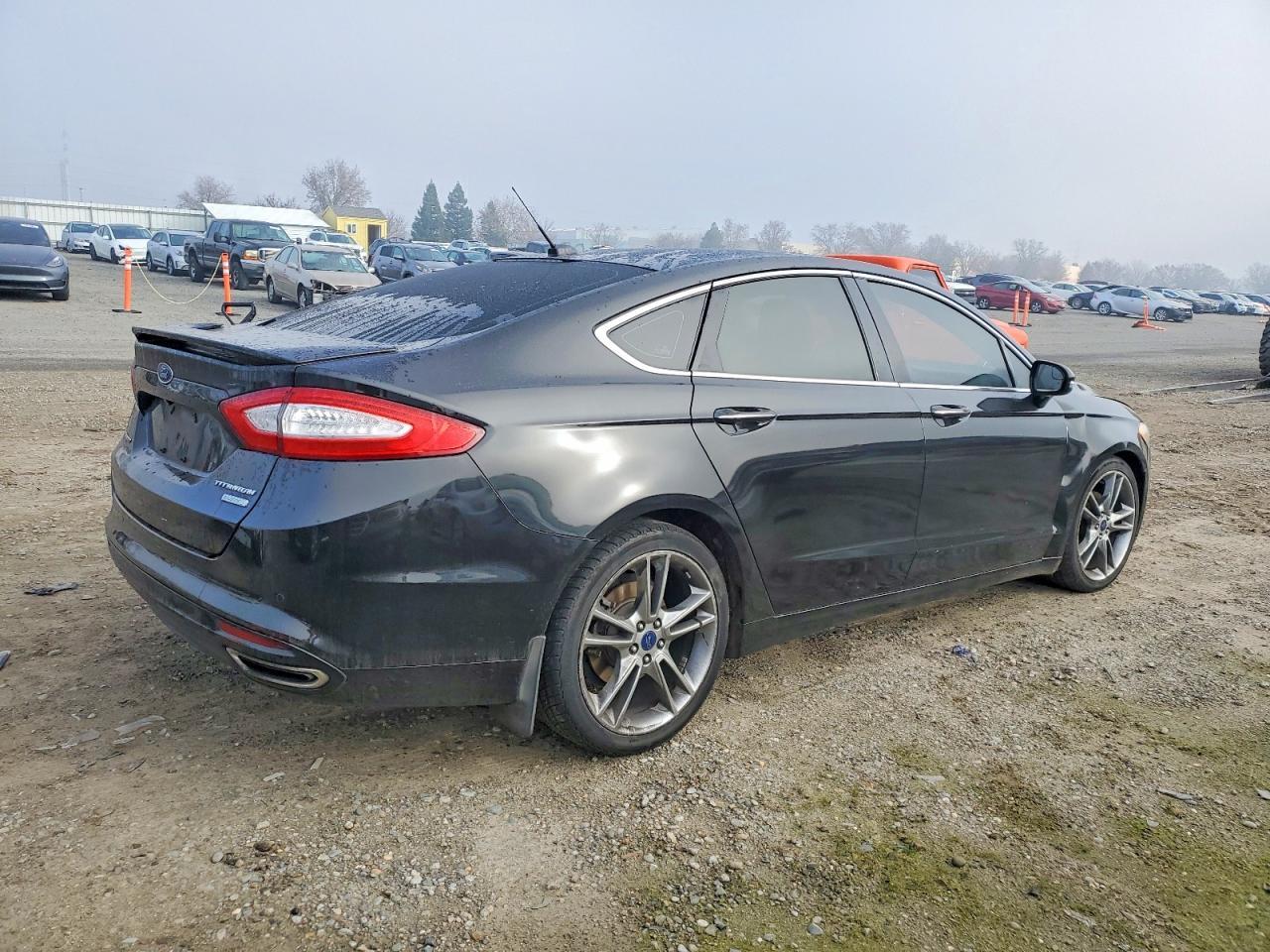 2015 Ford Fusion Titanium - Фото 3