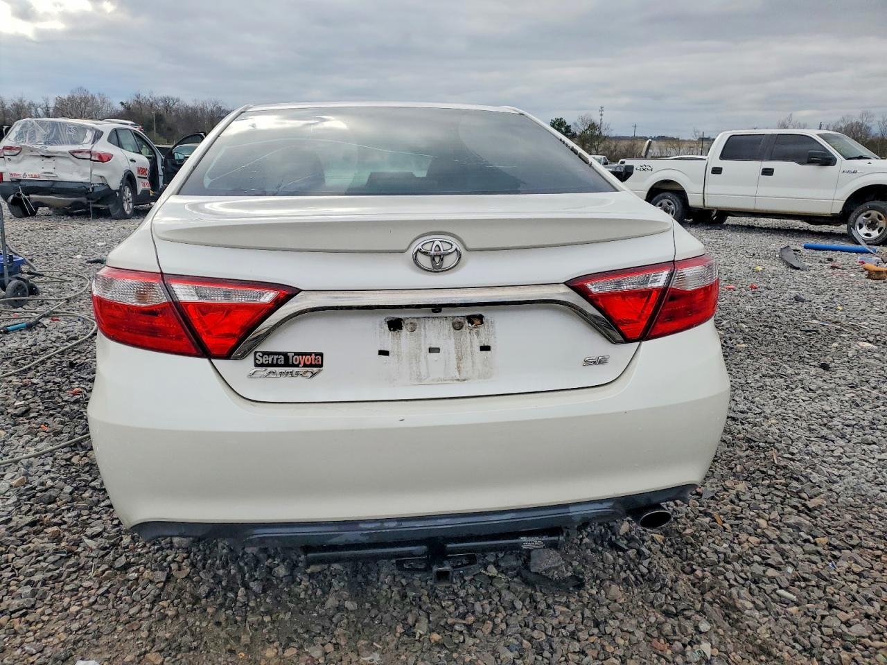2015 Toyota Camry Se - Фото 6
