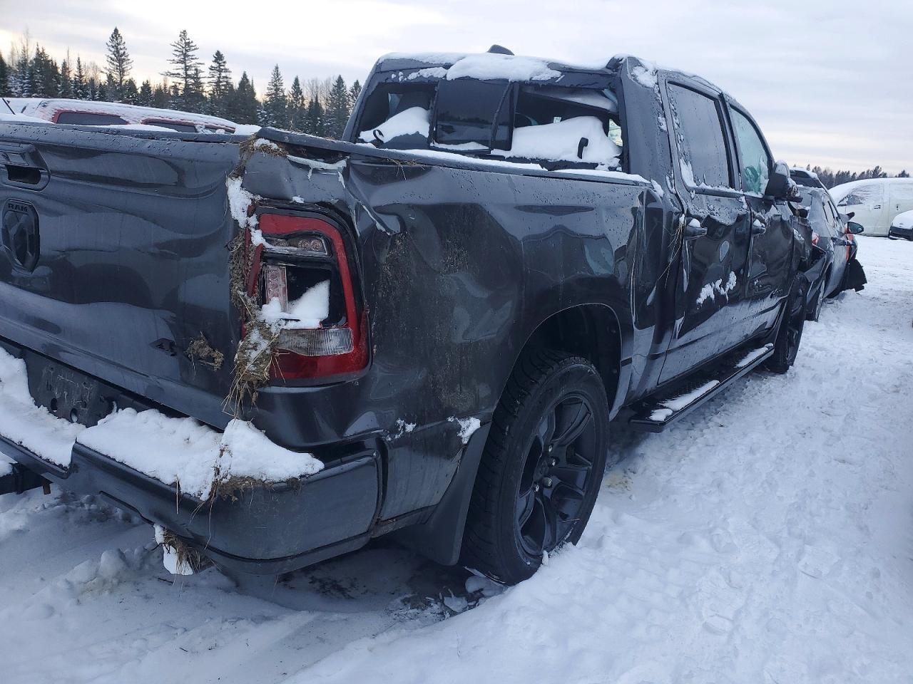 2022 Ram 1500 Sport - Фото 3