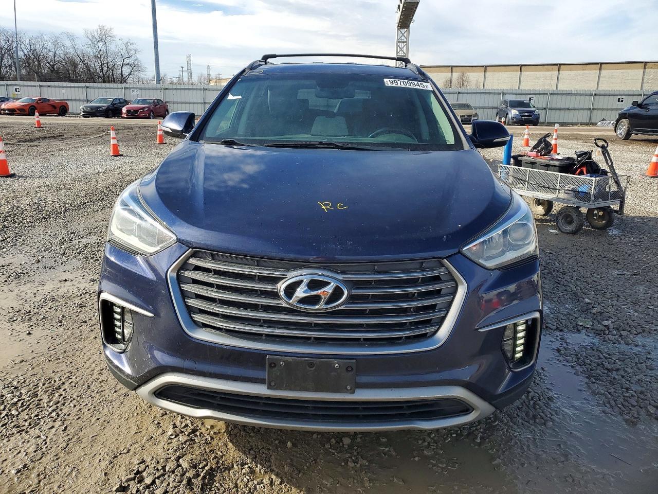 2017 Hyundai Santa Fe Se - Image 5
