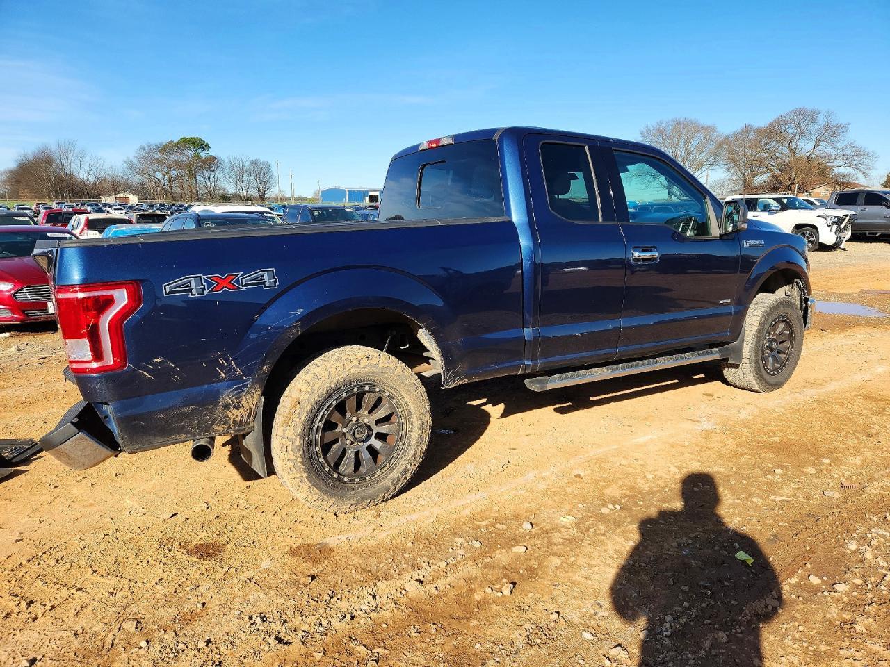 2016 Ford F150 Super Cab - Фото 3
