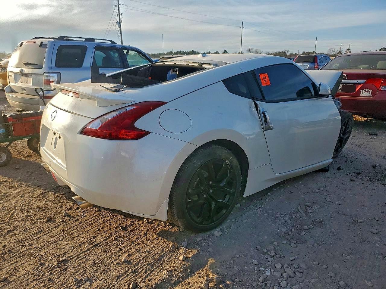 2016 Nissan 370Z Base - Фото 3