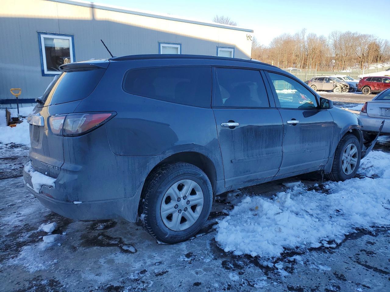 2014 Chevrolet Traverse Ls - Фото 3