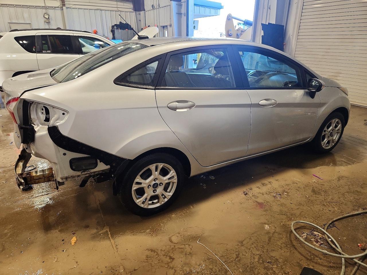 2016 Ford Fiesta Se - Image 3