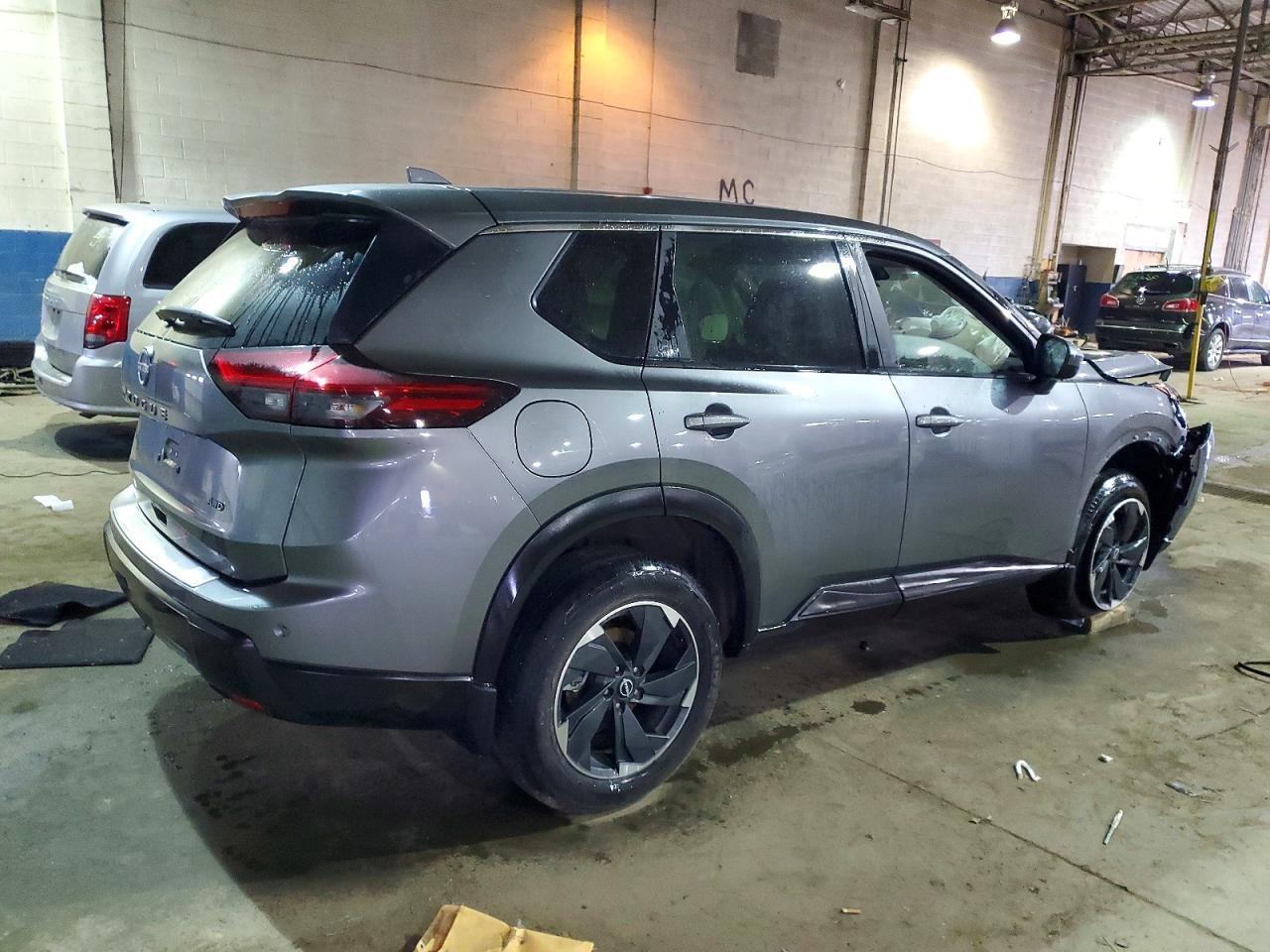 2025 Nissan Rogue Sv - Фото 3
