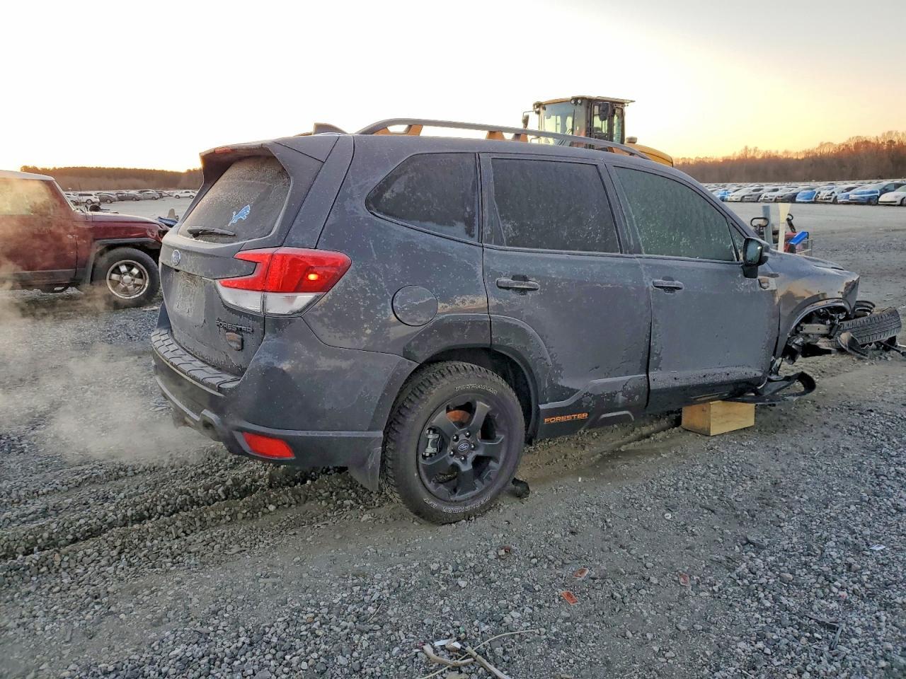 2025 Subaru Forester - Фото 3