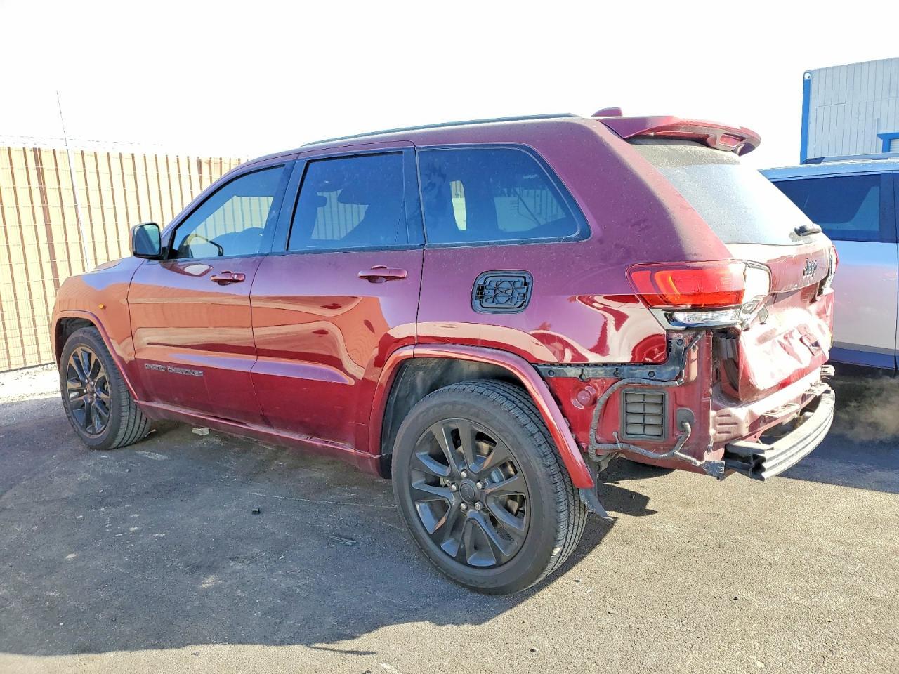2017 Jeep Grand Cherokee Laredo - Фото 2