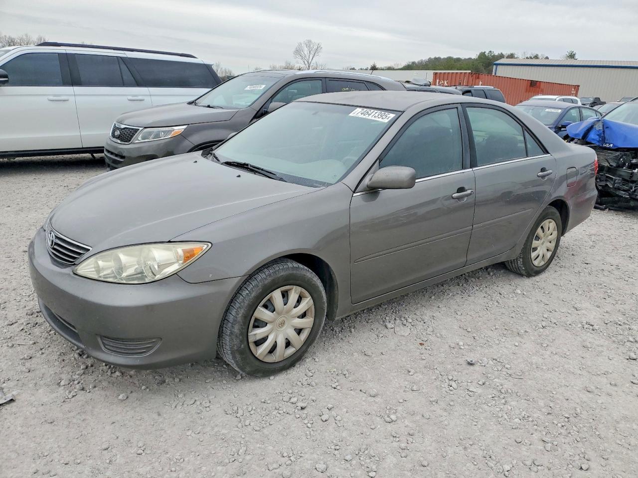 2005 Toyota Camry Le