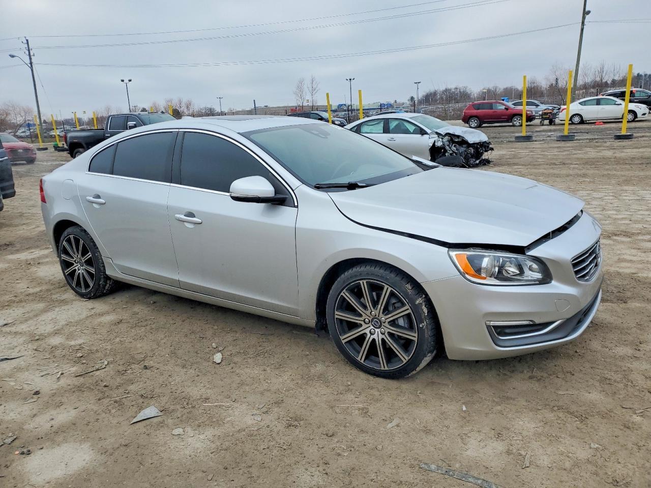 2017 Volvo S60 Premier - Фото 4