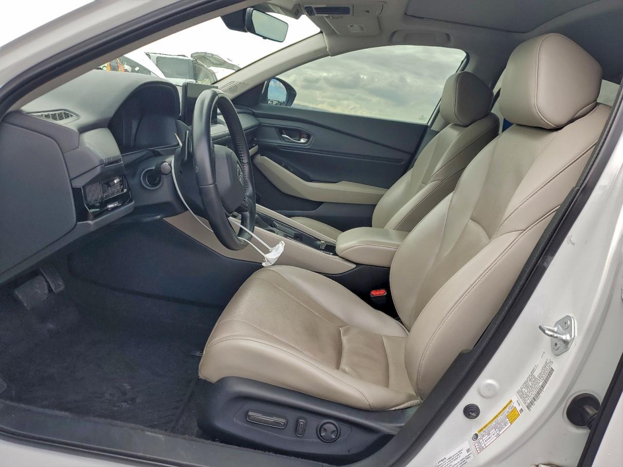 2023 Honda Accord Hybrid Exl - Image 7