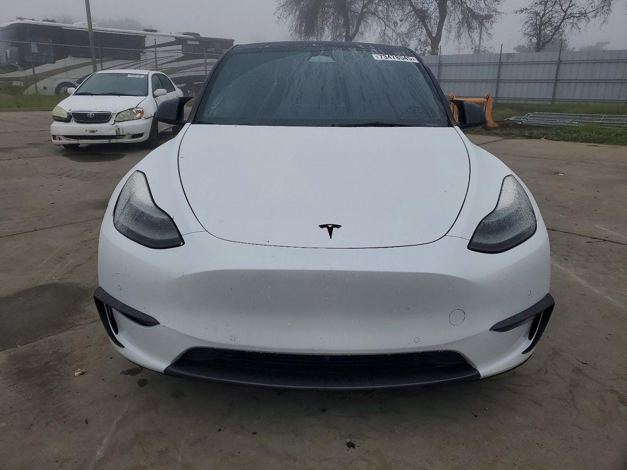 2022 Tesla Model Y - Фото 5