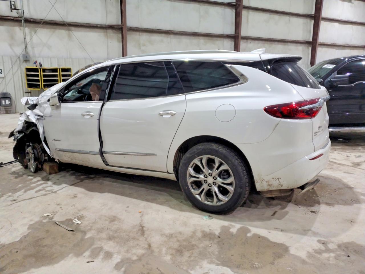 2021 Buick Enclave Avenir - Image 2