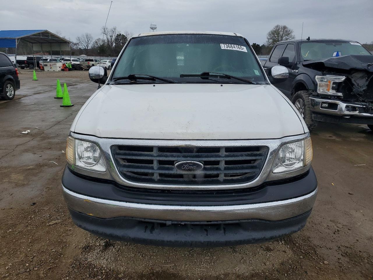 2001 Ford F150 Supercrew - Image 5