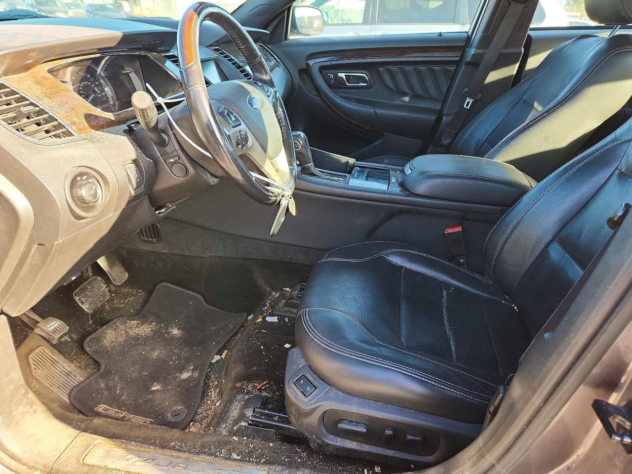 2014 Ford Taurus Limited - Image 7