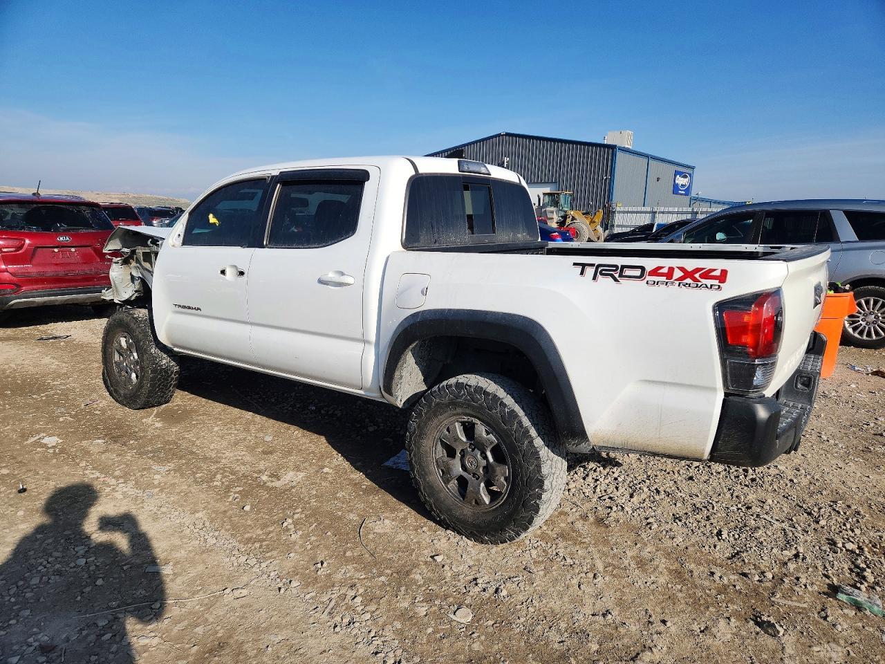 2017 Toyota Tacoma Double Cab - Image 2
