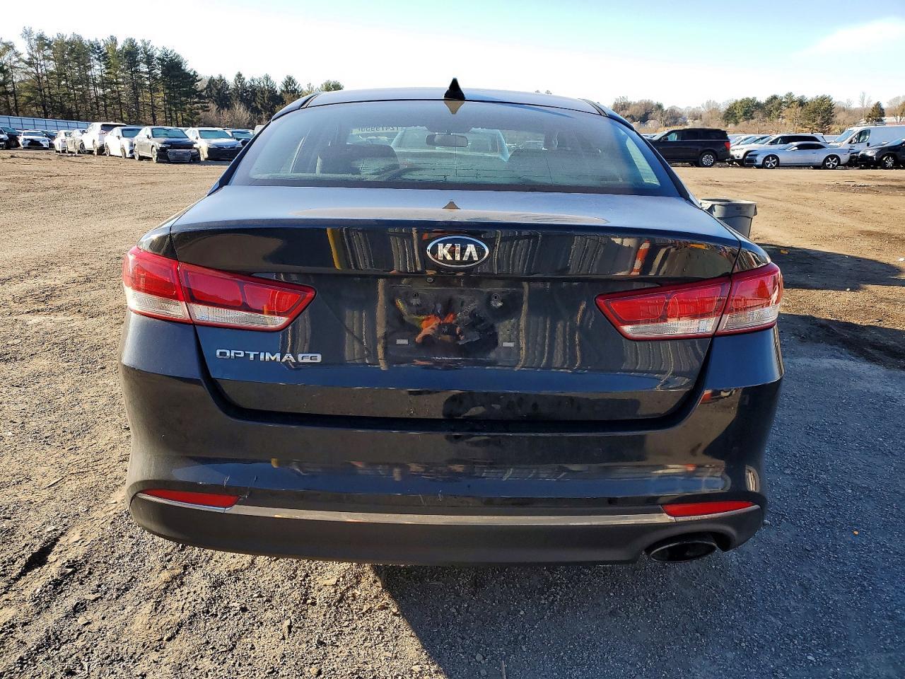 2017 Kia Optima Lx - Image 6