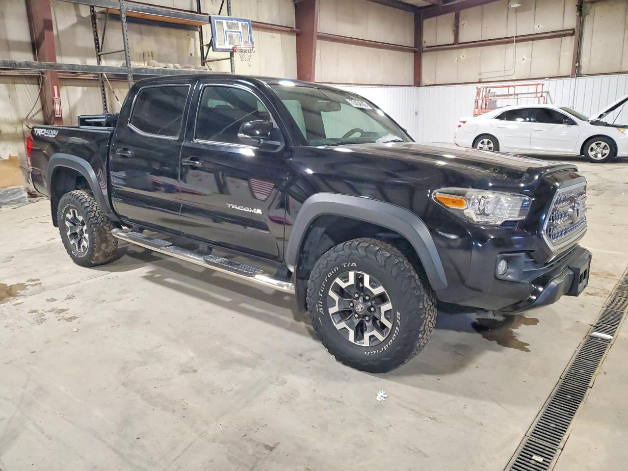 2016 Toyota Tacoma Double Cab - Фото 4