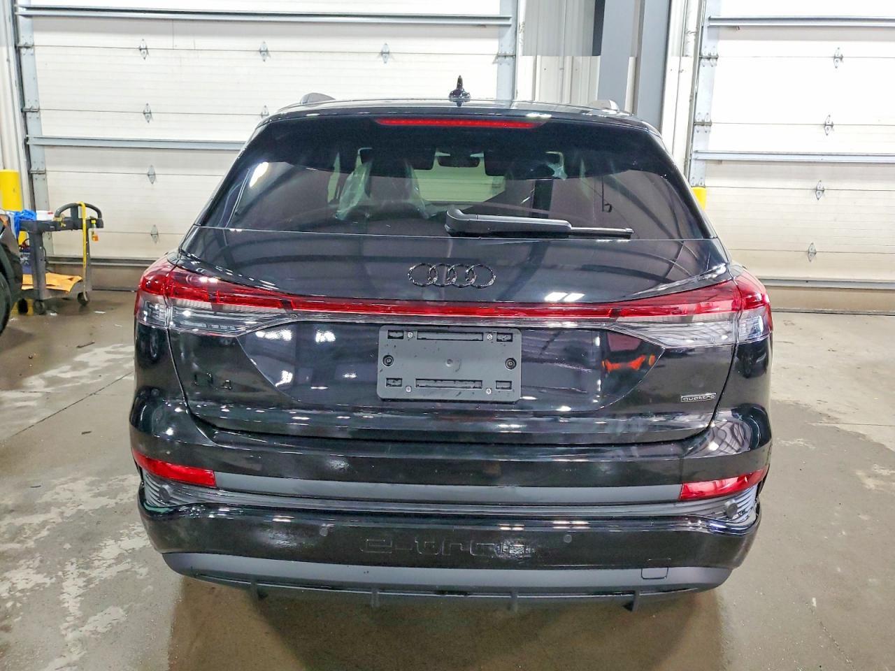 2025 Audi Q4 E-Tron Premium Plus - Фото 6