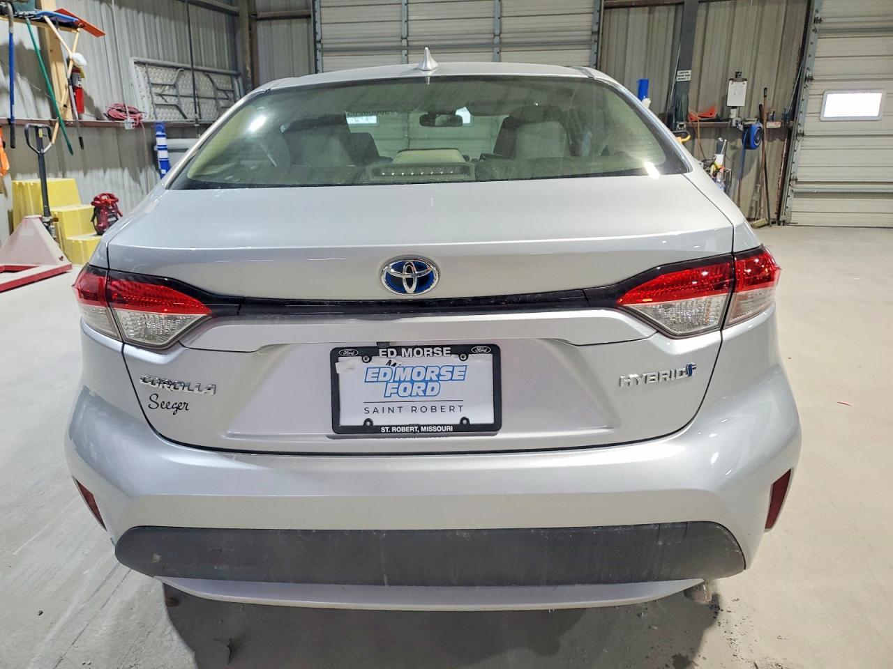 2020 Toyota Corolla Le - Image 6